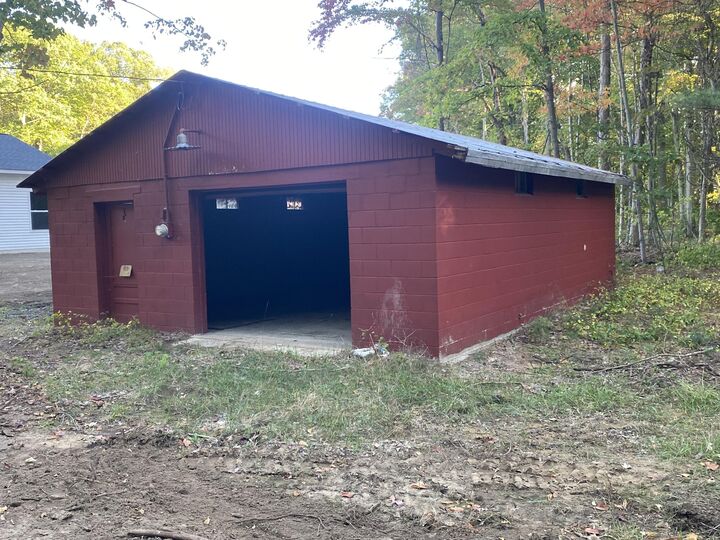 Property Photo: 18901 148th Avenue MI 49456