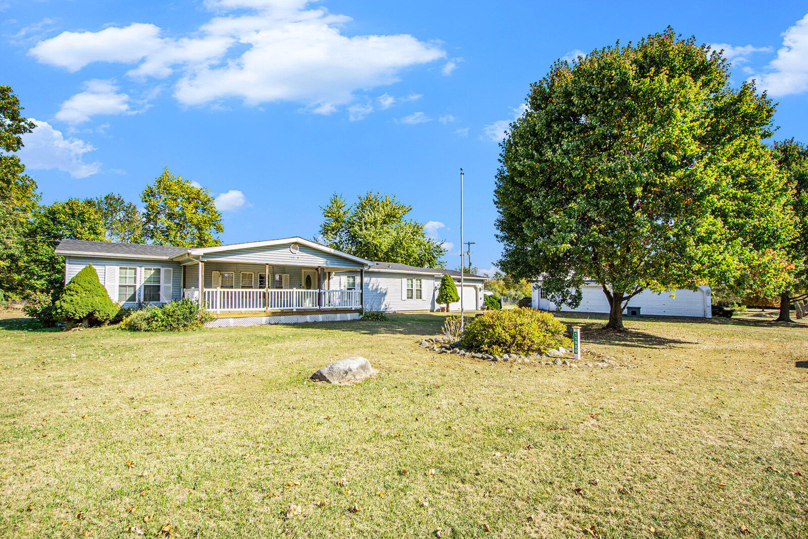 Property Photo:  11980 Hanover Rd Road  MI 49241 