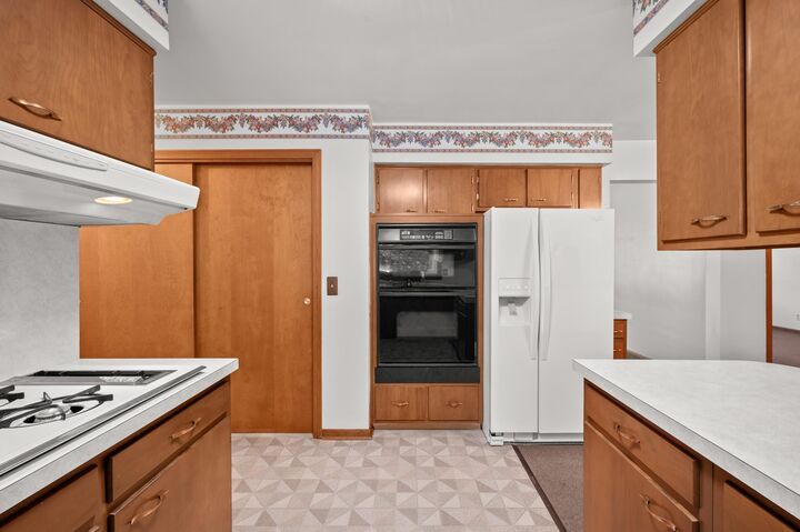 Property Photo: 792 Lonesome Pine Trail MI 49085