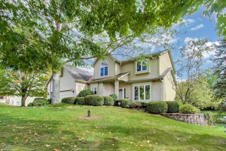 8720 Galleria Court  Spring Grove IL 60081 photo