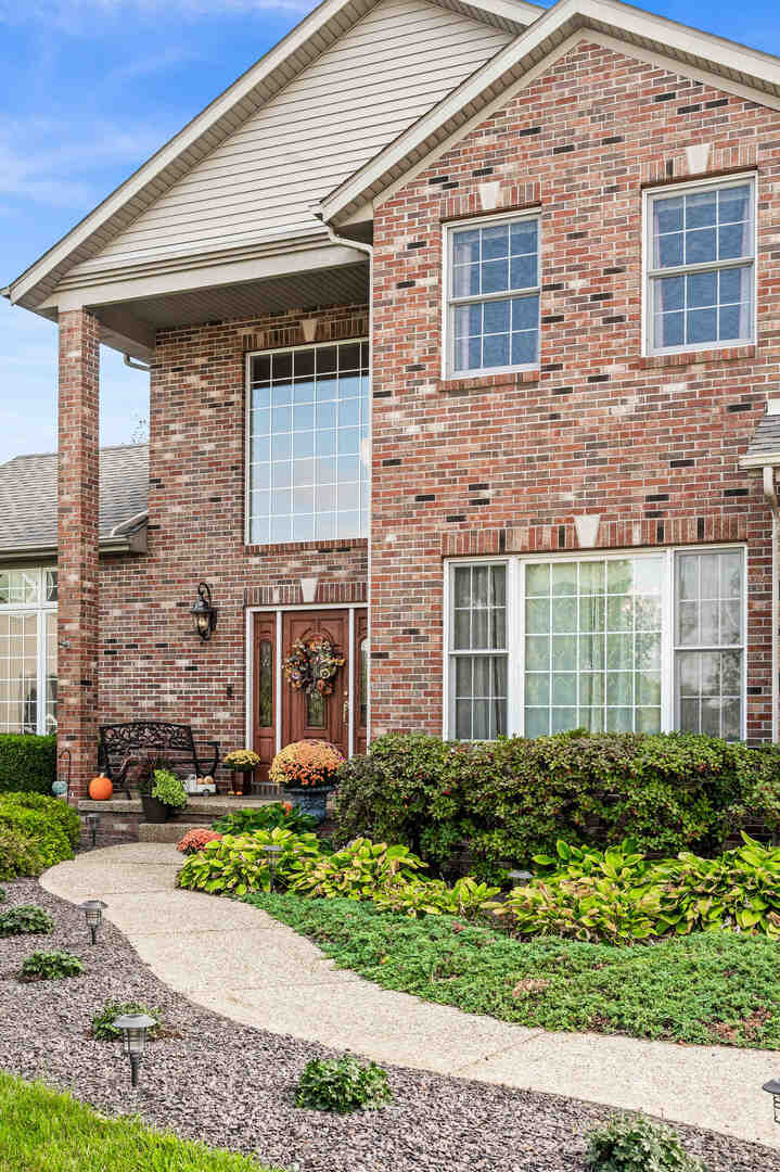 Property Photo:  3 Strawberry Road  IL 61704