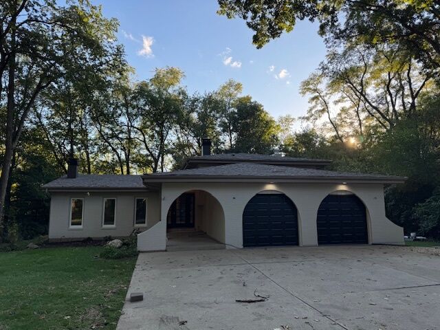 21W405 Walnut Road  Glen Ellyn IL 60137 photo