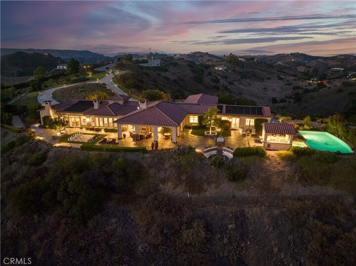 Property Photo: 26088 Calle Catrina CA 92590