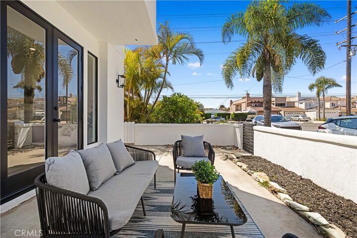 Property Photo: 204 Lincoln Ave CA 92648