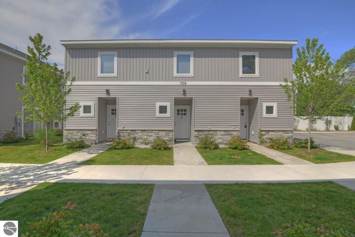 1139 E Eighth Street 8  Traverse City MI 49686 photo