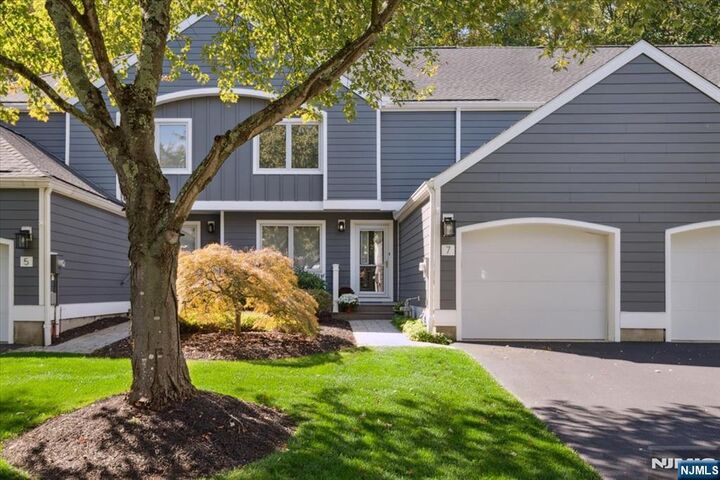 7 Sherwood Drive  Morris Township NJ 07960 photo