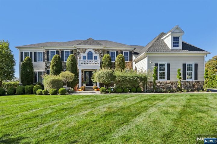 6 Northwood Drive  Franklin Lakes NJ 07417 photo