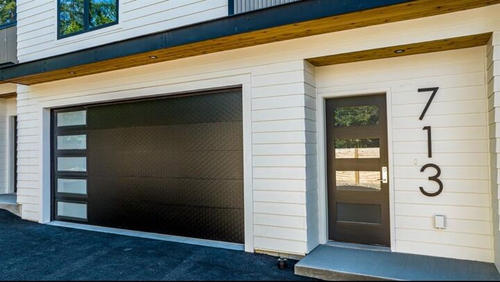 Property Photo: 713 W 2nd Street W MT 59937