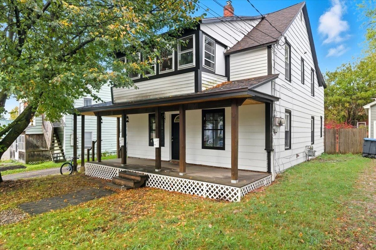 Property Photo:  30 Russell Street  VT 05404 