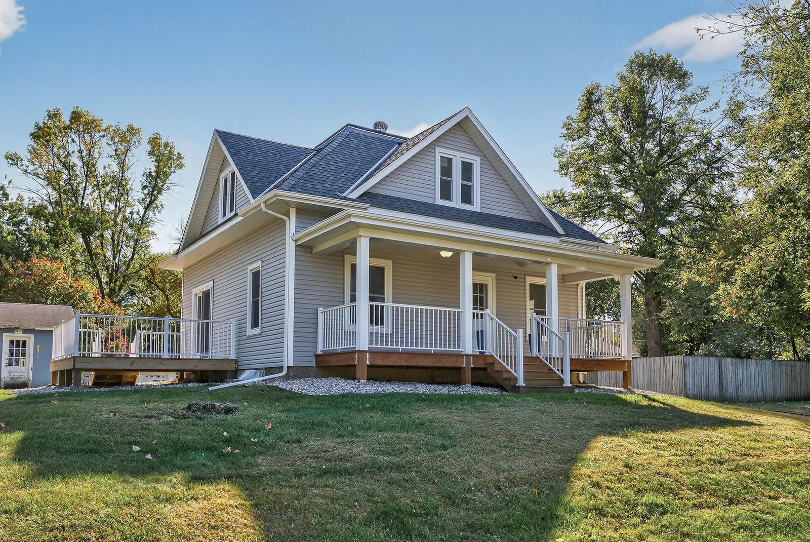 Property Photo: 124 George Avenue E MN 55395
