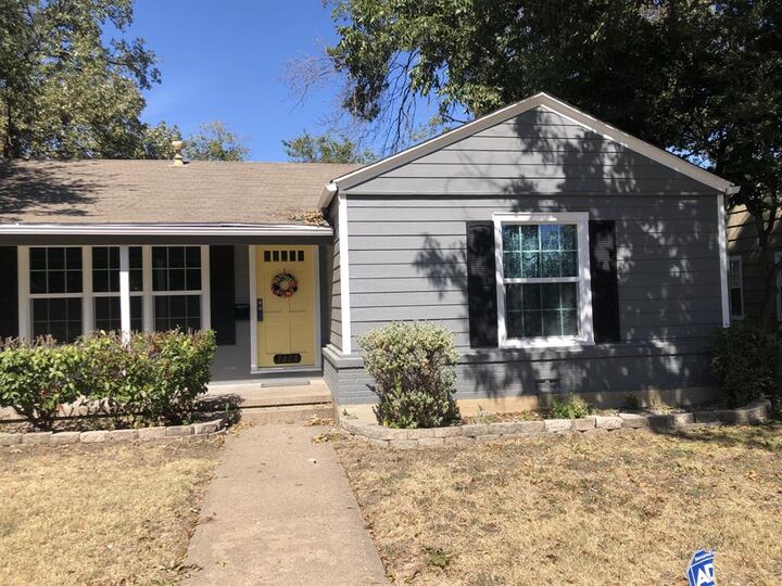 Property Photo:  3458 Brady Avenue  TX 76109 