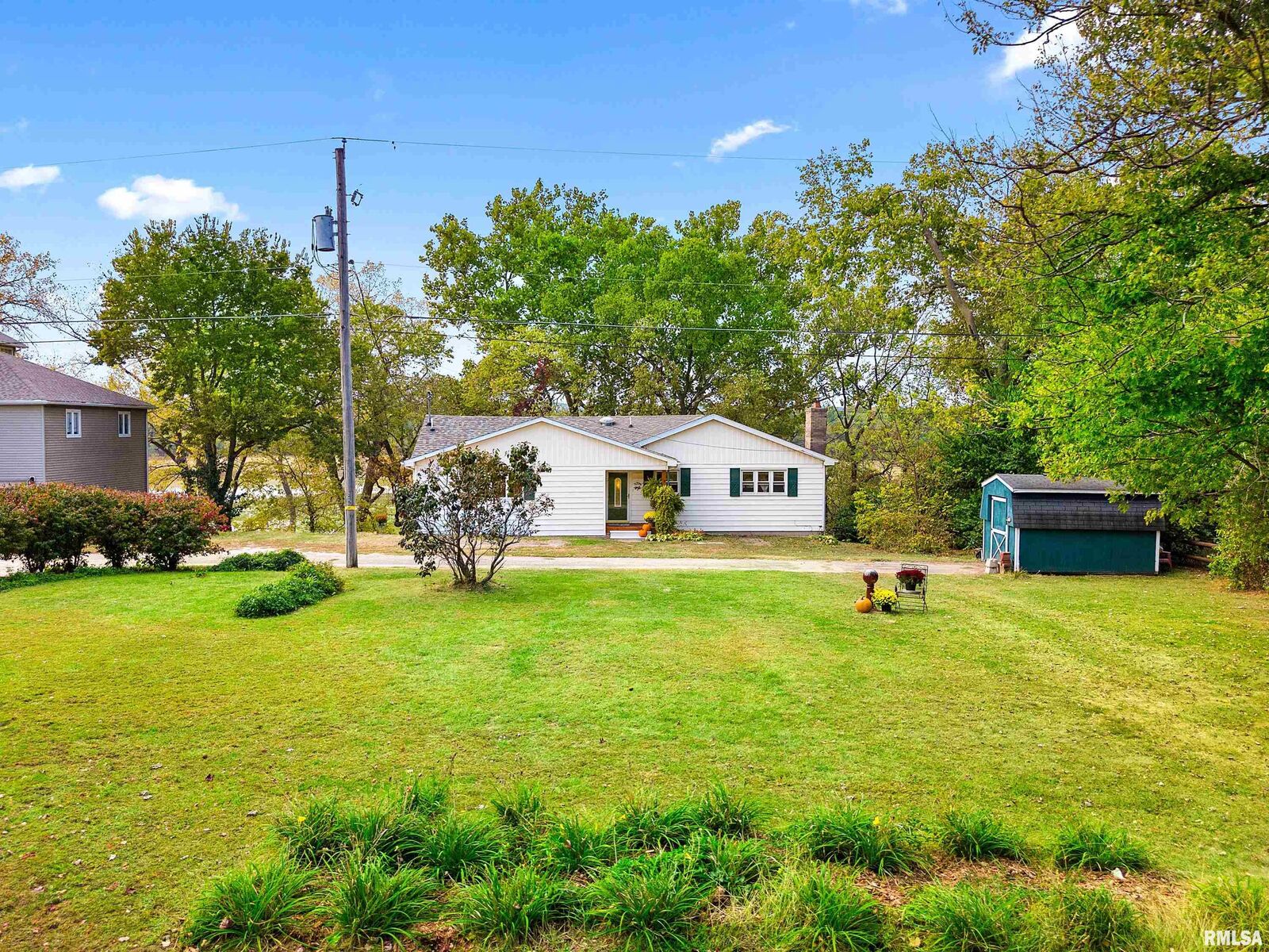 Property Photo:  7 Sycamore Bay Road  IL 61540