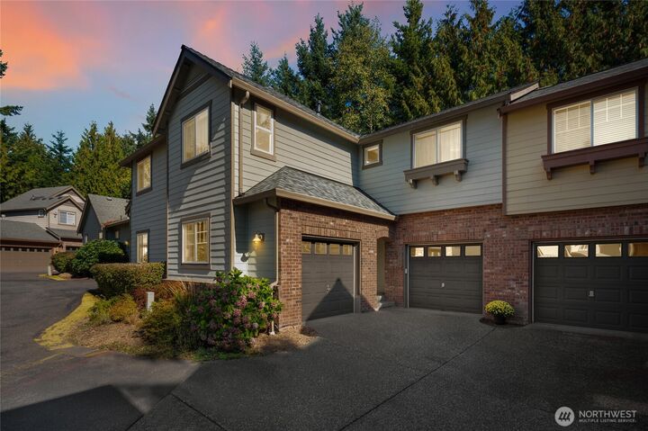 Property Photo: 10790 221st Lane NE 28 WA 98053