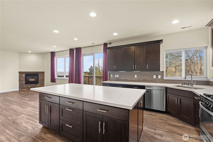 Property Photo: 2002 63rd Avenue NE WA 98422