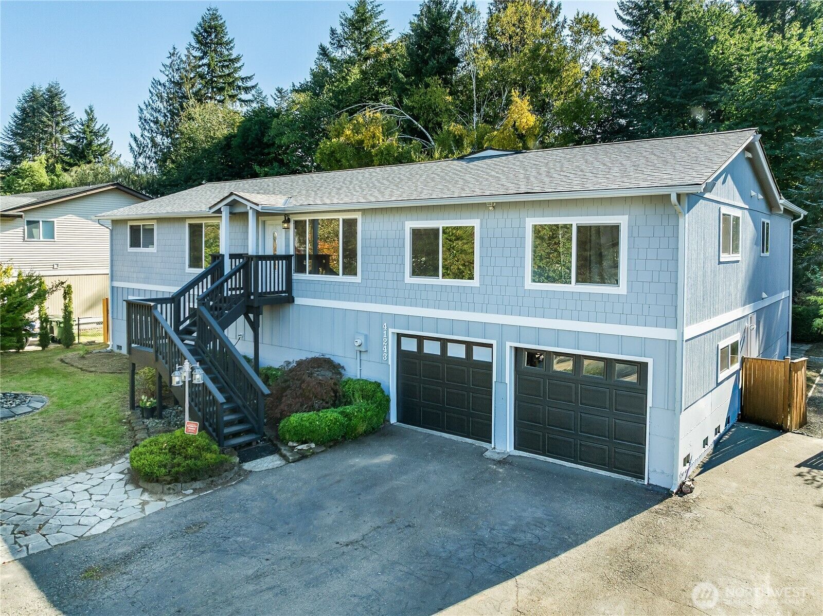 Property Photo:  41243 SE 123rd Street  WA 98045 