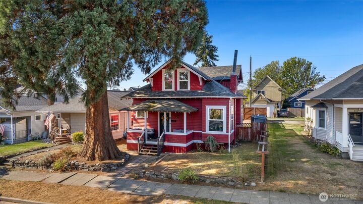 812 N Steele Street  Tacoma WA 98406 photo