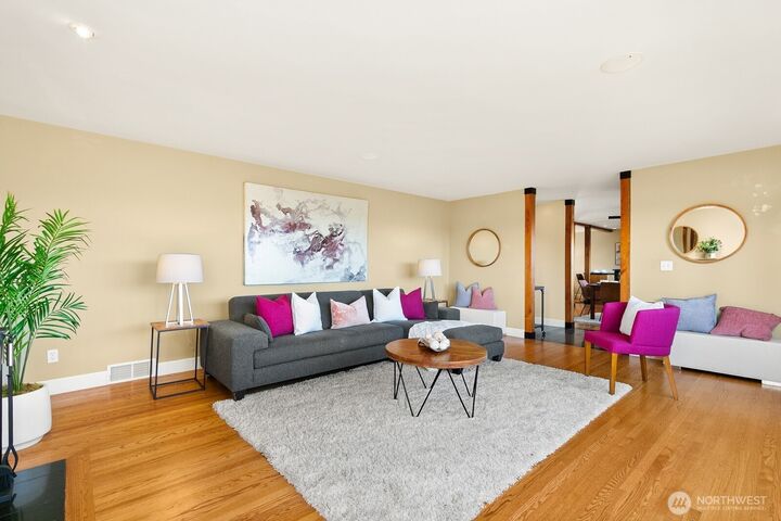 Property Photo: 2631 38th Avenue W WA 98199
