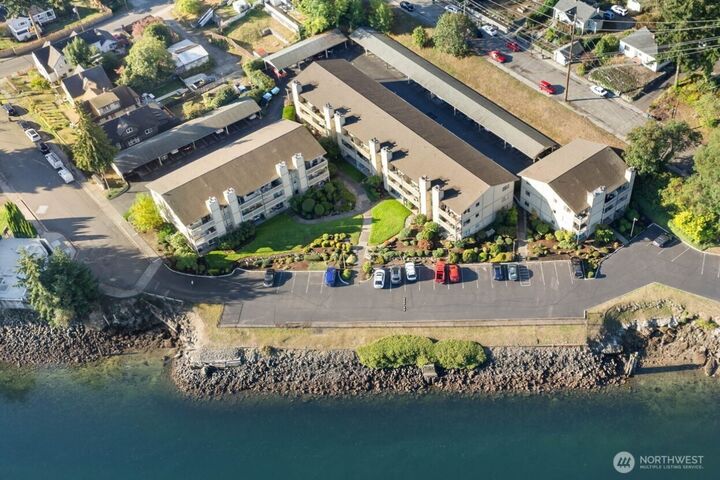 Property Photo: 1735 Park Avenue B207 WA 98337