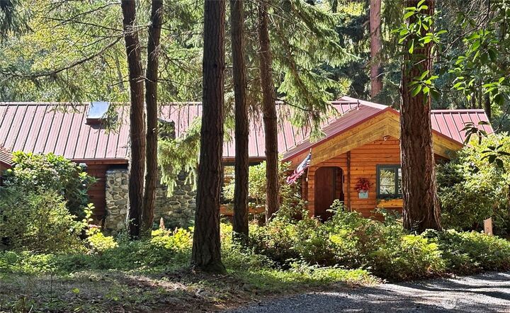 898 E Meadowood Lane  Freeland WA 98249 photo