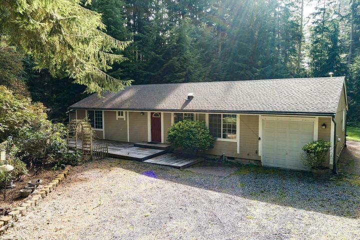 3100  Sea Eagle Lane  Greenbank WA 98253 photo