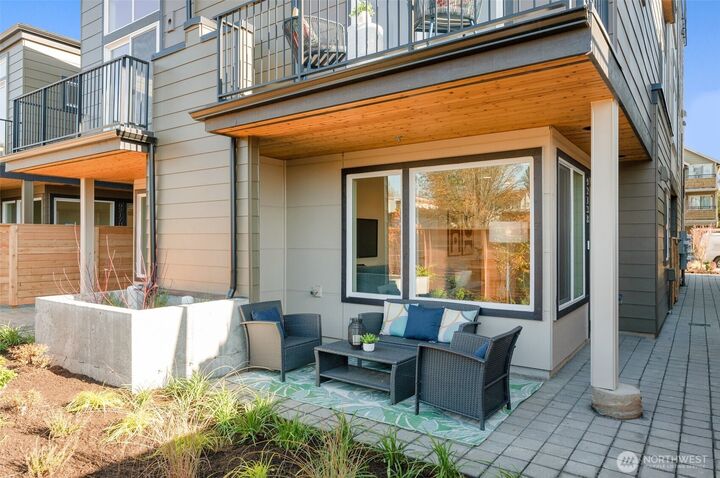 Property Photo: 9211 B Densmore Avenue N WA 98103