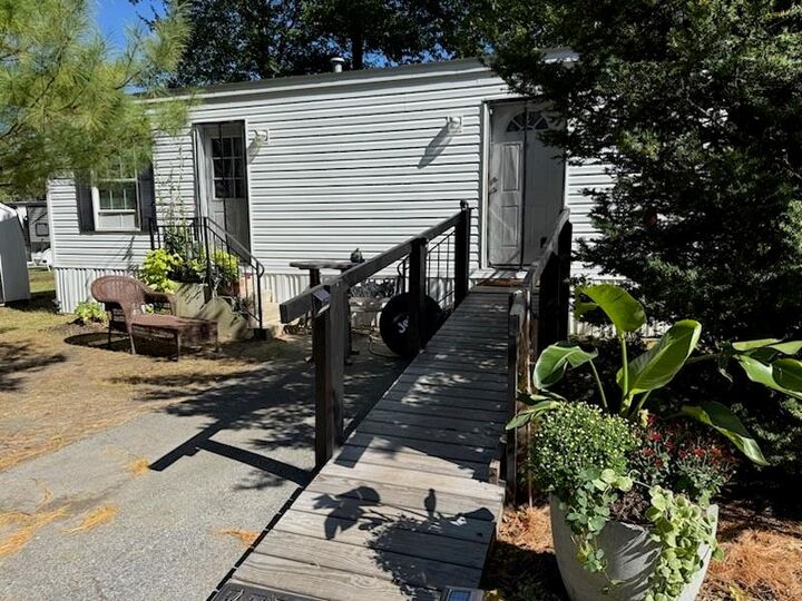 Property Photo:  521 Forest Park  RI 02842 