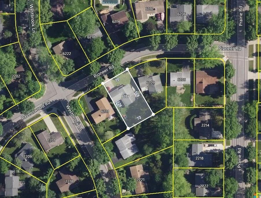Property Photo: 6217 Pioneer Road WI 53711