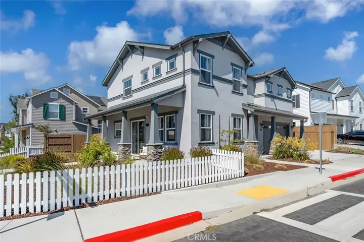 Property Photo: 932 Legacy Lane CA 93405