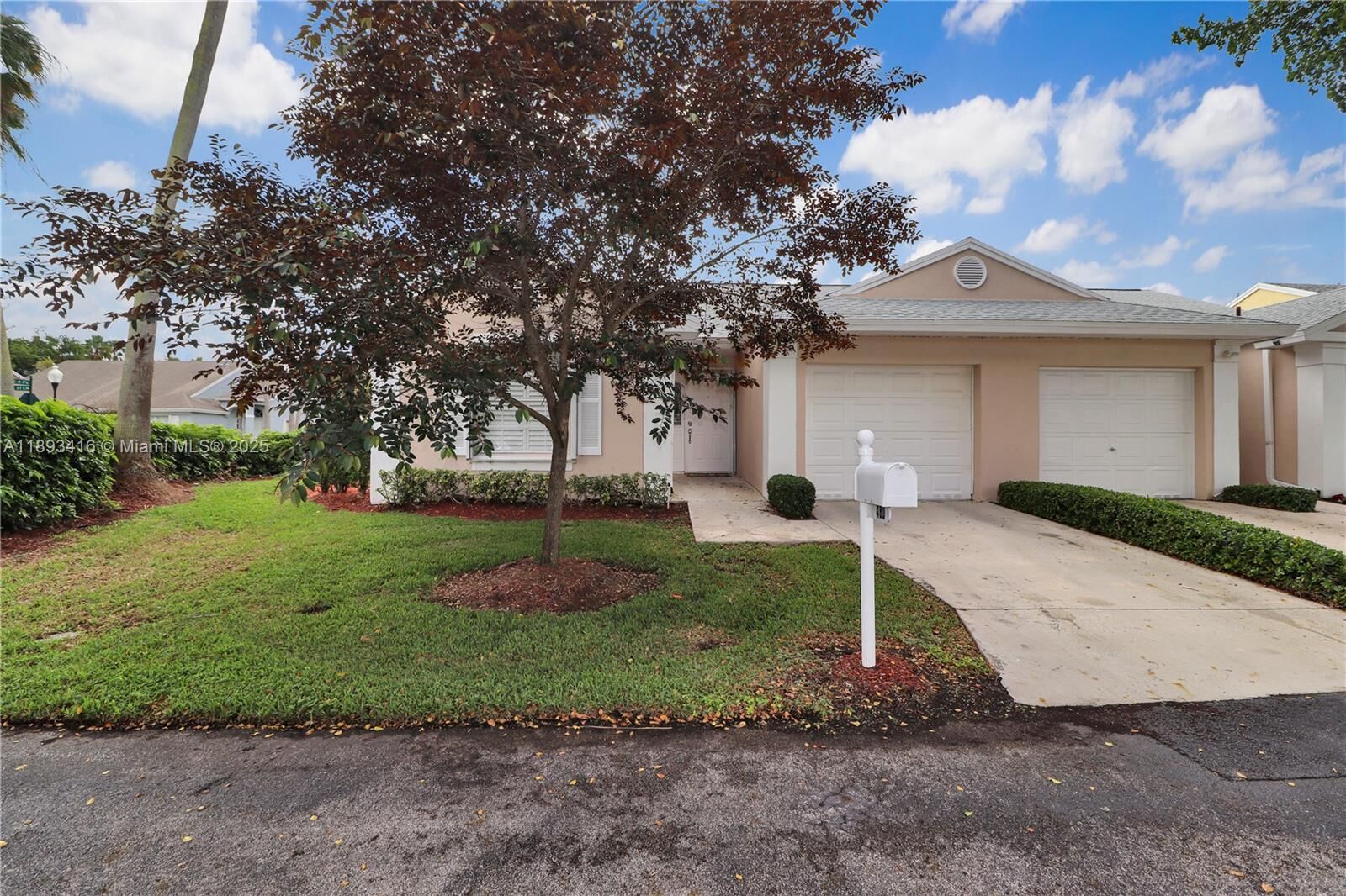 Property Photo:  480 SE 21st Ln  FL 33033 