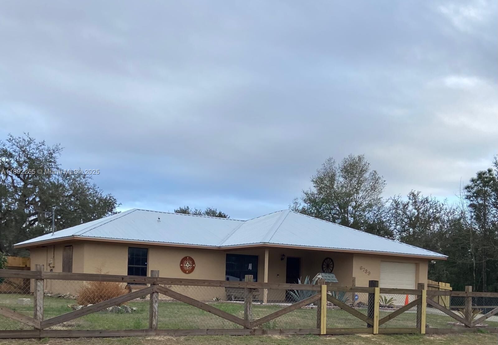 Property Photo:  6739 SW 168th Ter Rd  FL 34481 