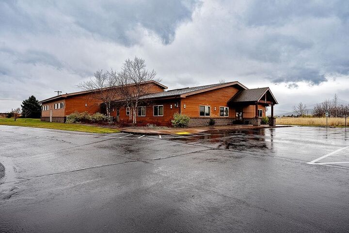 Property Photo: 6701 N Idaho Rd WA 99025