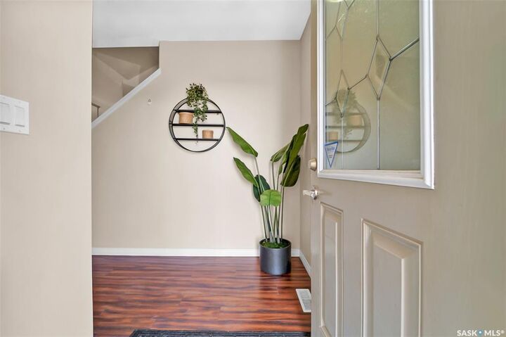 Property Photo: 203 Henick Crescent SK S7R 0J9