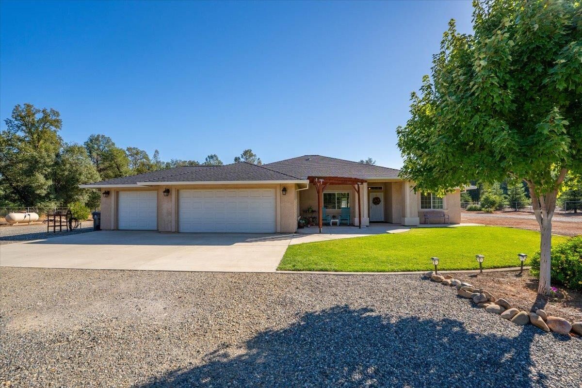 Property Photo: 18900 Lahalah Way CA 96022