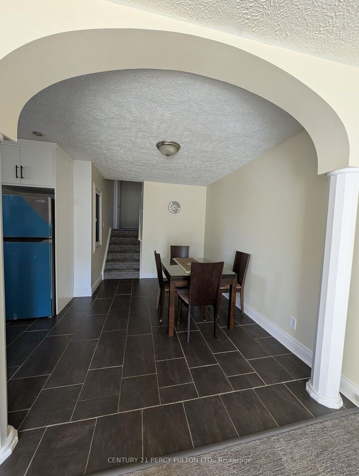 Photo de la propriété:  185 Bricker Street  ON N0H 2C1 