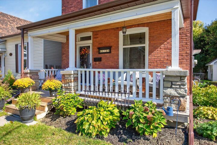 Photo de la propriété: 470 Rogers Street ON K9H 1W9