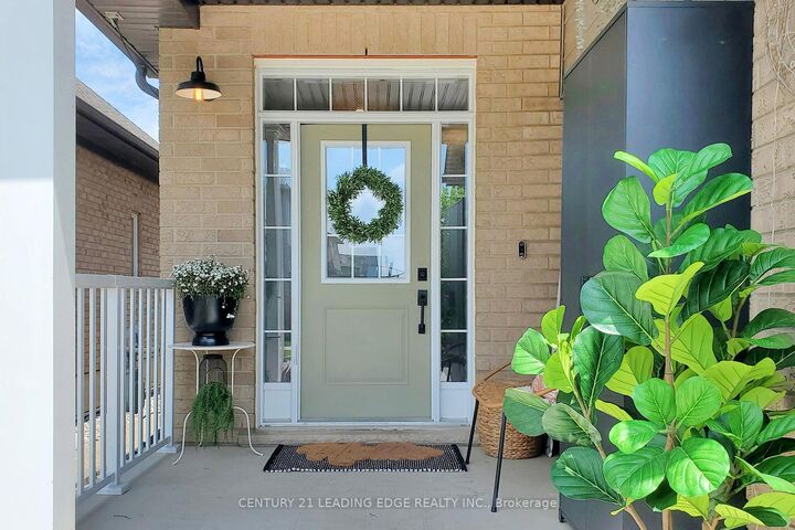 Property Photo: 277 Watervale Crescent ON N2A 0G7