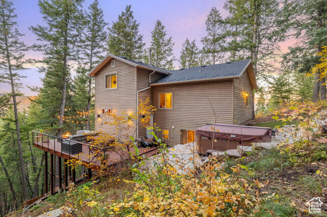Property Photo: 10 Matterhorn Cir UT 84098