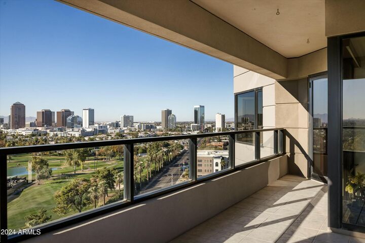 Property Photo: 1040 E Osborn Road 1201 AZ 85014