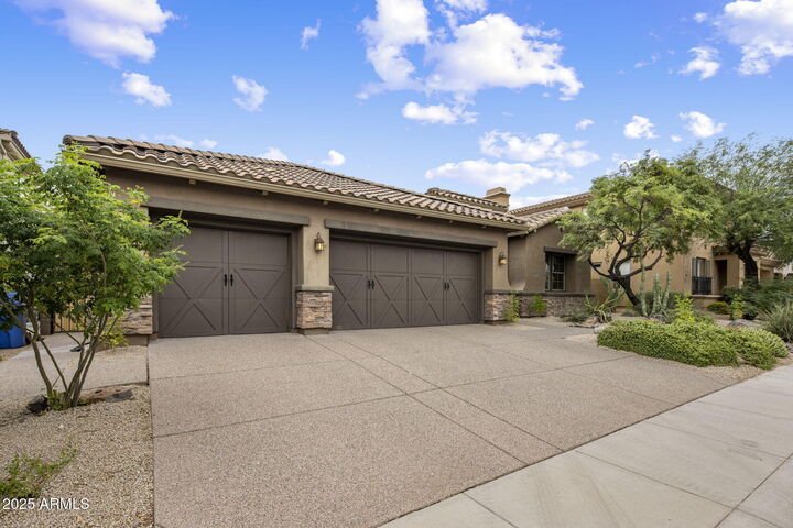 Property Photo: 23024 N 38th Place AZ 85050