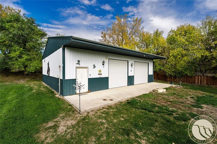 109 E 12th Street  Laurel MT 59044 photo