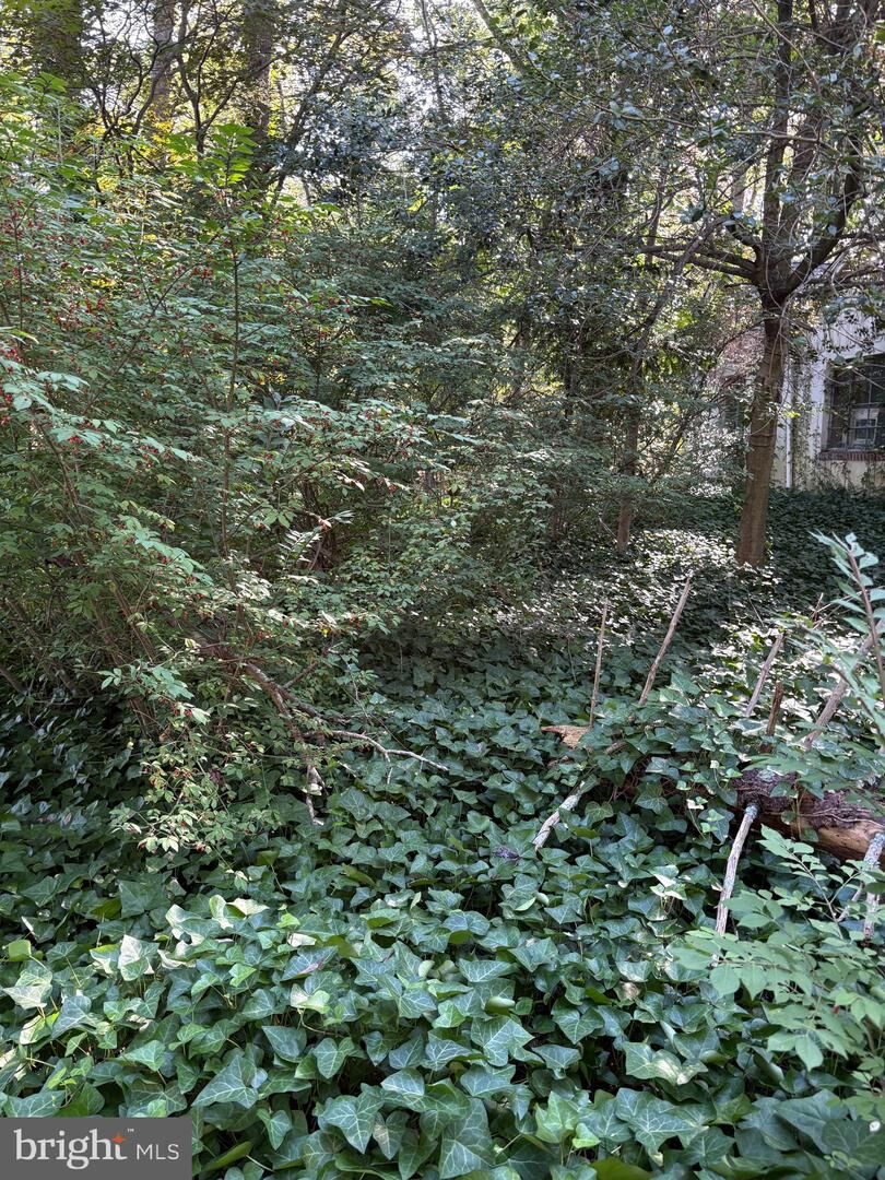 Property Photo: 811 W Garden Road NJ 08360