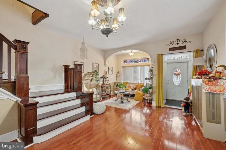 Property Photo: 113 W Abbottsford Avenue PA 19144