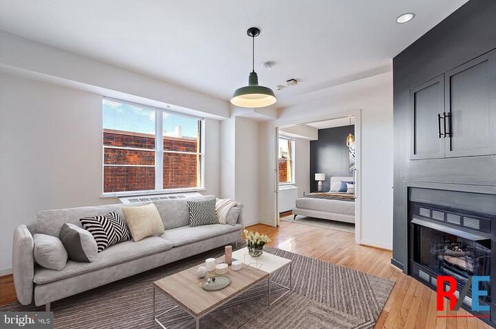 Property Photo: 815 King Street 5E VA 22314