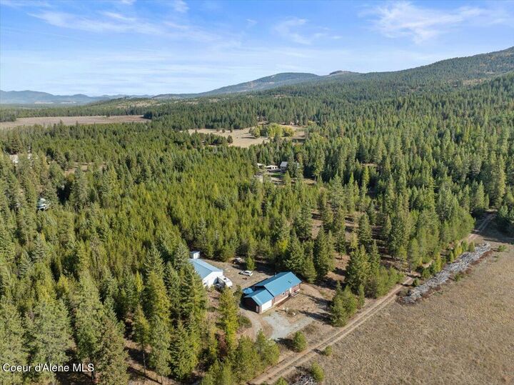 Property Photo:  30779 Highway 41  ID 83804 