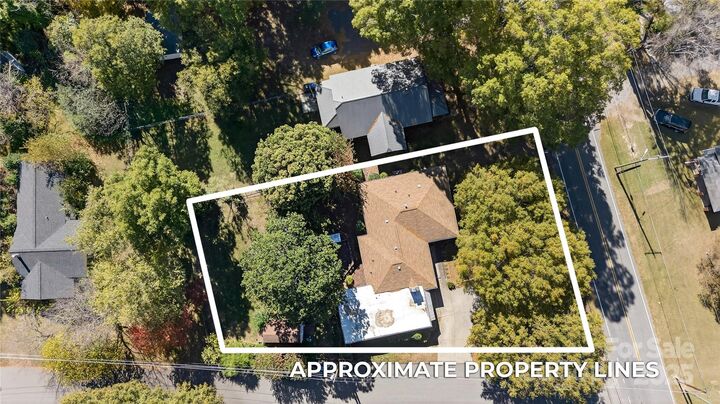 Property Photo:  520 Shearers Road  NC 28115