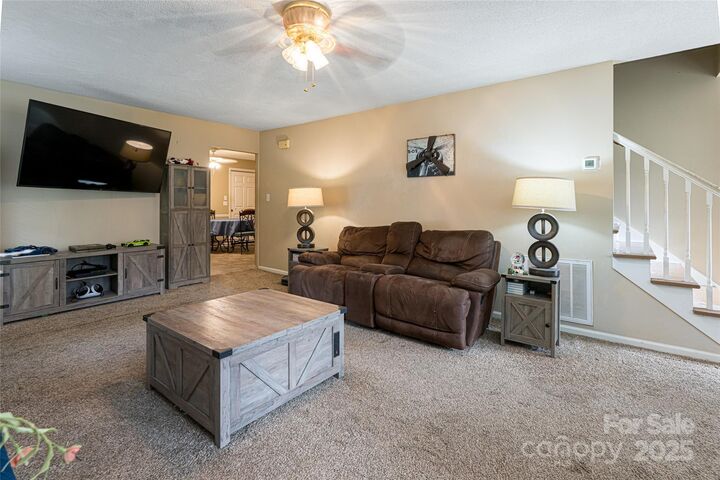 Property Photo: 2105 NE 22nd Avenue NC 28601