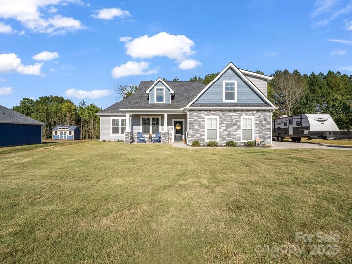 Property Photo:  1266 W Rutledge Avenue  SC 29341 