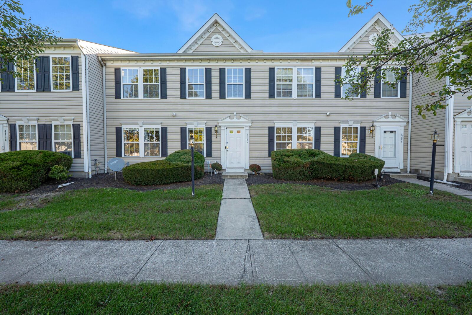 Property Photo: 4196 Coble Bowman Way OH 43110