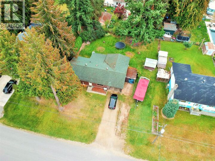613 Pine Street  Sicamous BC V0E 2V0 photo