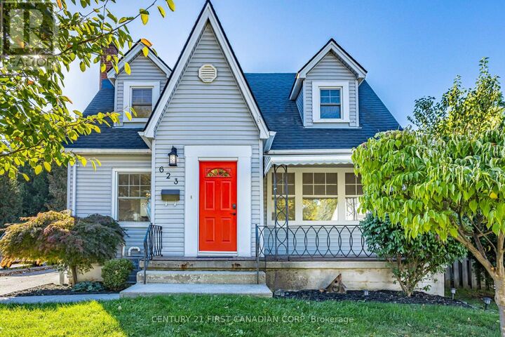 Property Photo:  623 Wallace Avenue  ON N5Y 3R8 